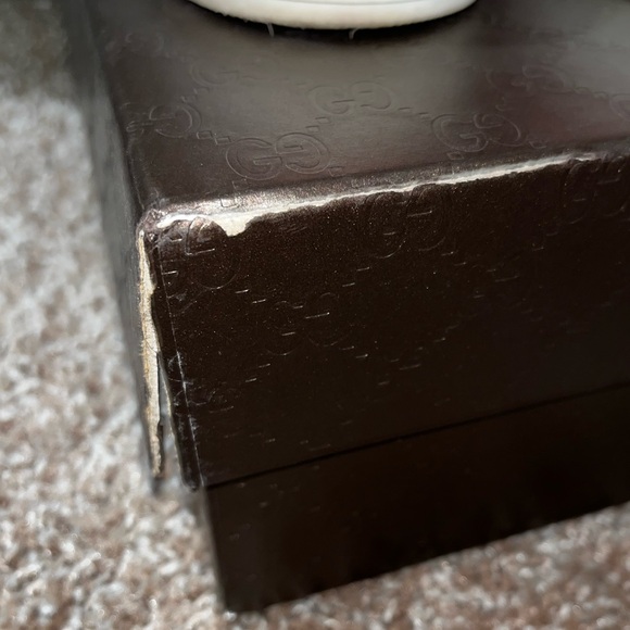 Used Women’s Gucci GG Pink Canvas Sneakers size 38 - Picture 6 of 8